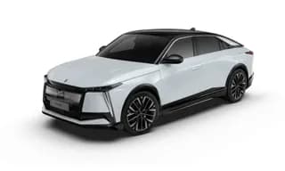 DS Automobiles N°8